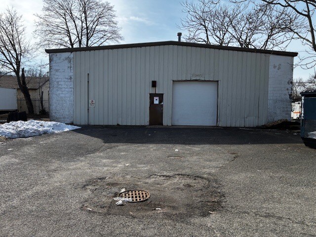 464 E Main St, Patchogue, NY à louer Photo principale– Image 1 sur 12