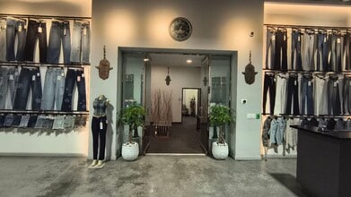 1112 E 12th St, Los Angeles, CA à louer Photo intérieure– Image 1 sur 6