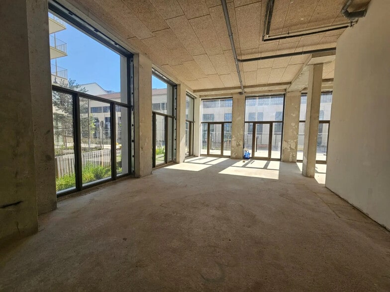 50 Allée De Seine, Saint-Denis à louer - Photo de l’immeuble – Image 3 sur 26