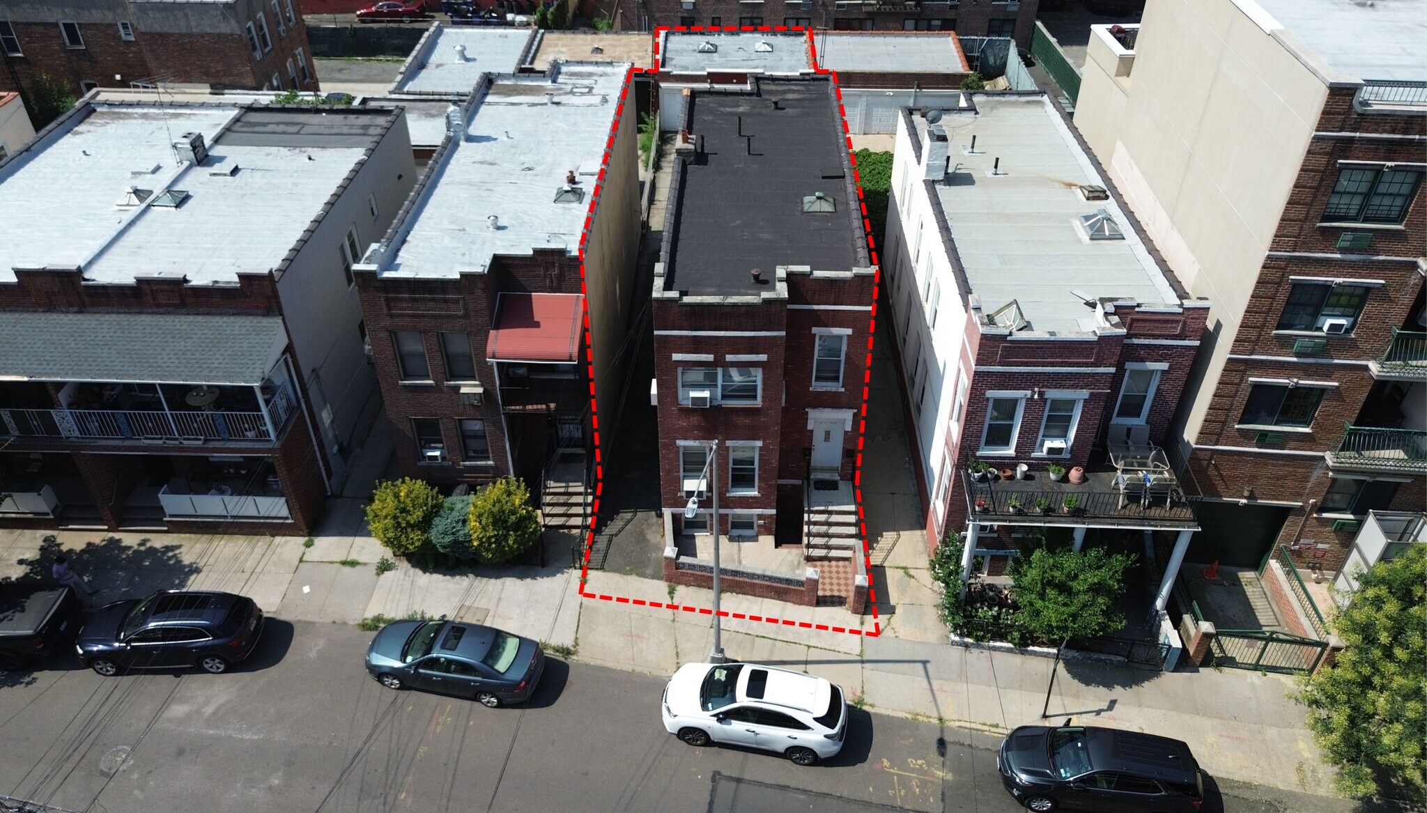 3130 28th Rd, Astoria, NY à vendre Photo principale– Image 1 sur 4