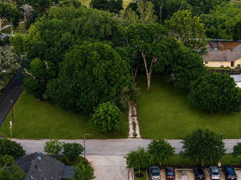 8407 Wilson St, Fulshear, TX à vendre - Photo de l’immeuble – Image 3 sur 14