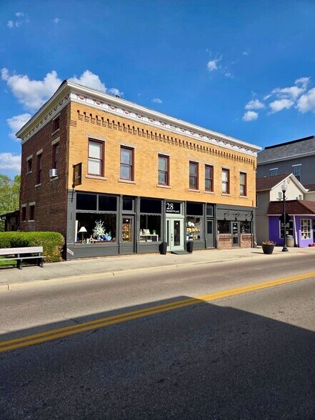 24 N Miami St, West Milton, OH à louer - Photo de l’immeuble – Image 2 sur 6