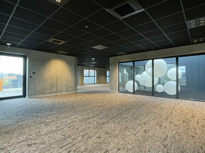 Bureau dans Montivilliers à louer - Photo intérieure – Image 1 sur 4