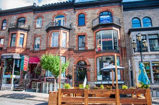 2125 Rue Crescent, Montréal QC - immobilier d'entreprise