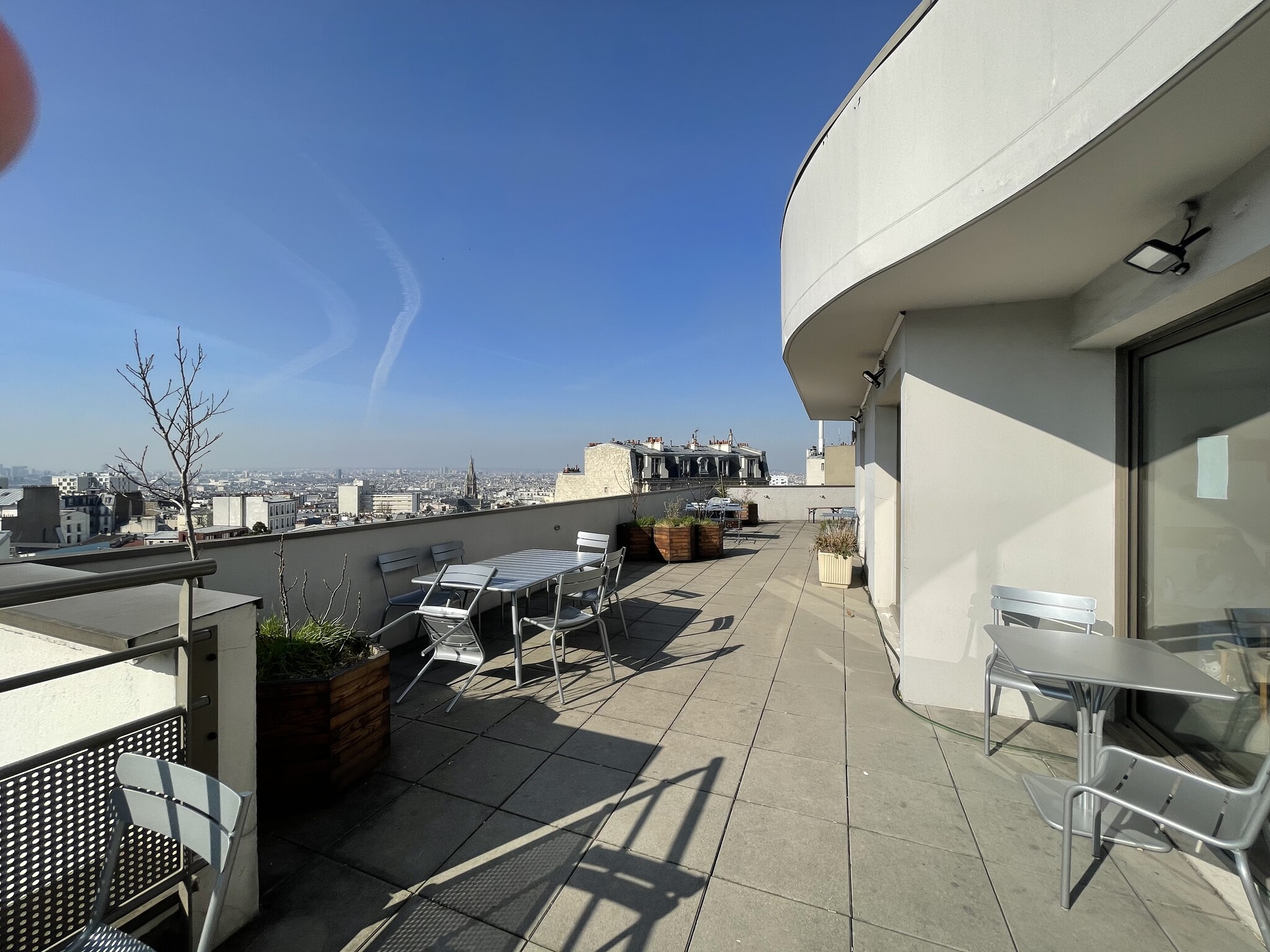 24 Rue De L'Est, Paris à louer Photo intérieure– Image 1 sur 6