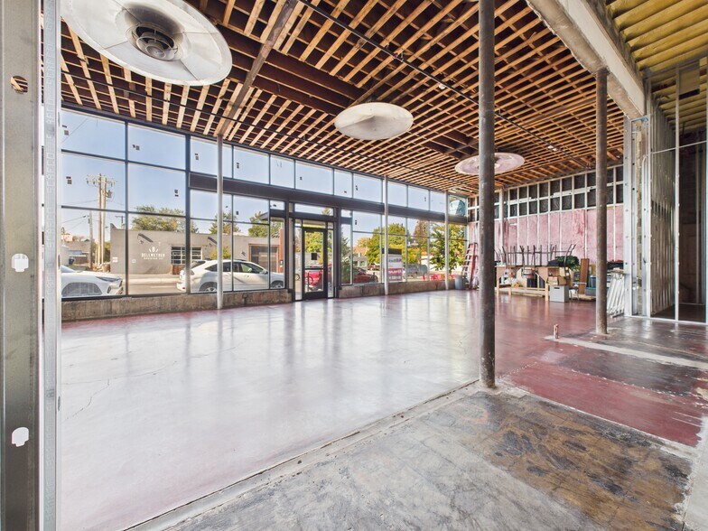2020 N Monroe St, Spokane, WA à louer - Photo de l’immeuble – Image 3 sur 3