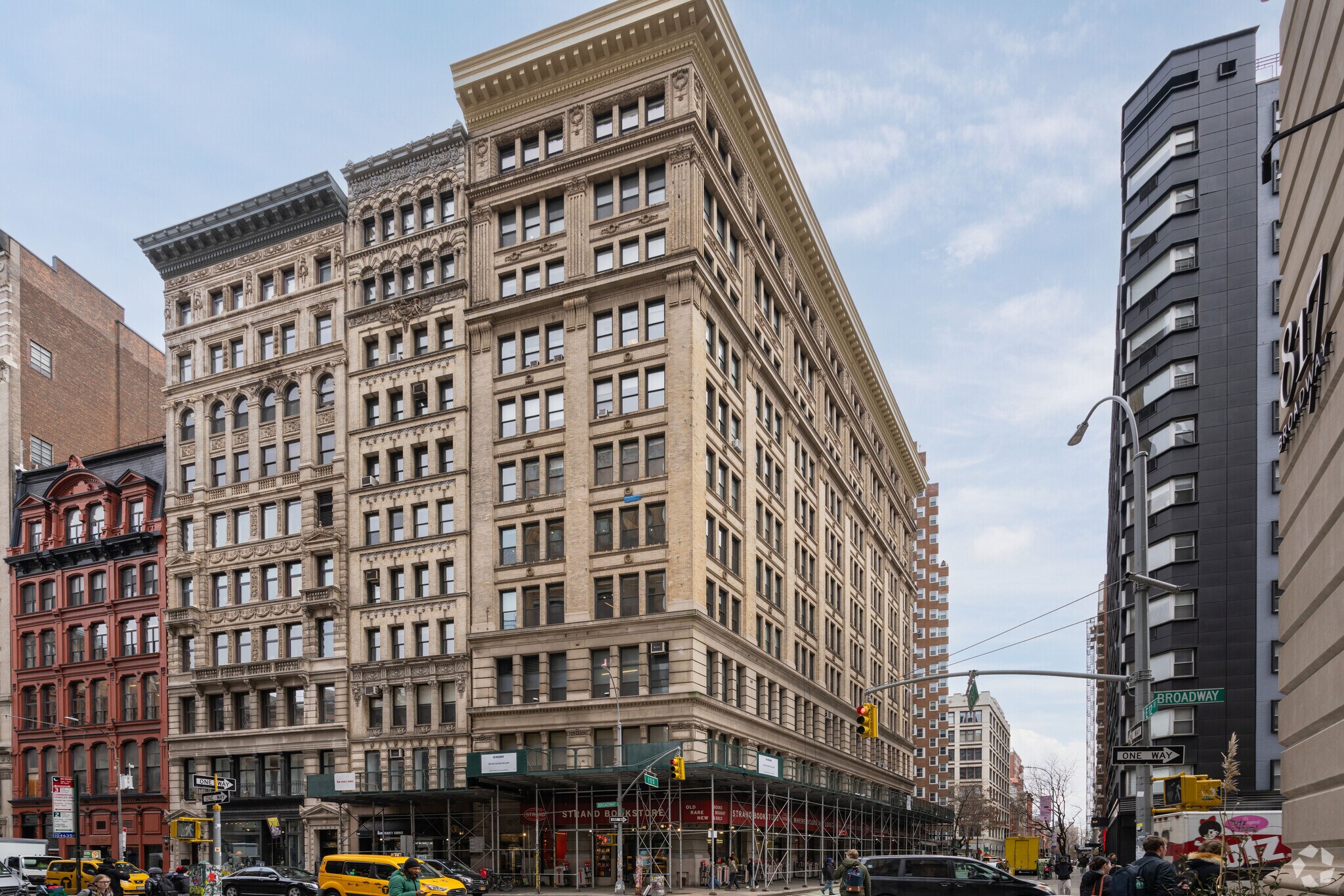 826 Broadway, New York, NY à louer Photo de l’immeuble– Image 1 sur 8