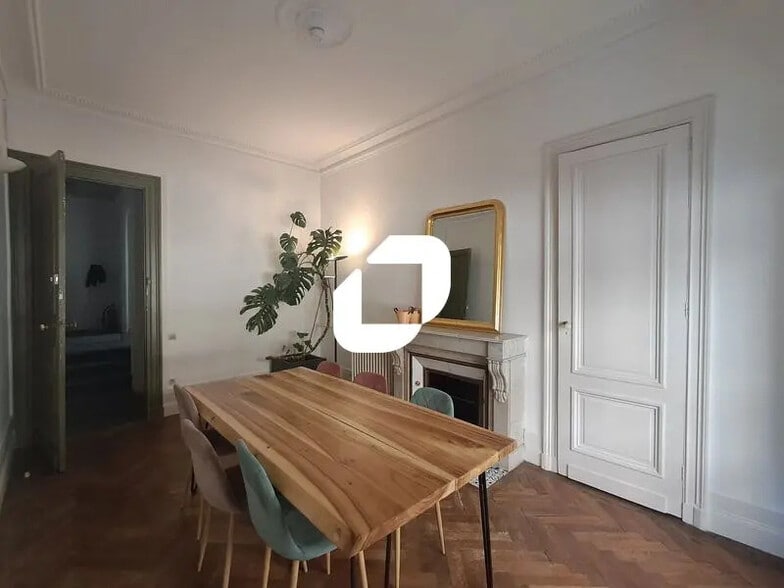 Bureau dans Bordeaux à louer - Photo de l’immeuble – Image 2 sur 14