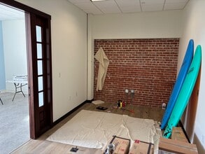 116 S Catalina Ave, Redondo Beach, CA à louer Photo intérieure– Image 1 sur 4