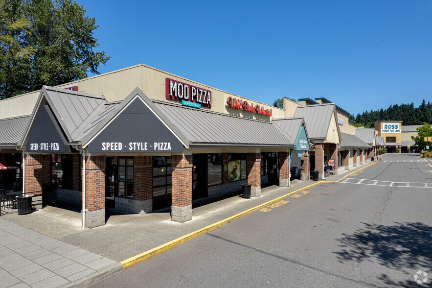 17171-17535 Bothell Way NE, Lake Forest Park, WA à louer - Photo de l’immeuble – Image 2 sur 7