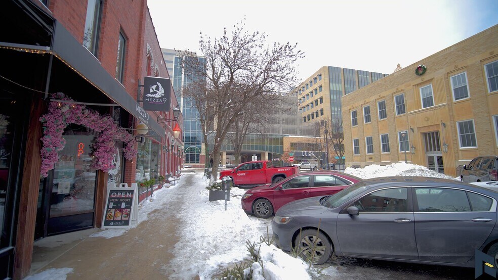 18 3rd St SW, Rochester, MN à louer - Vidéo sur l’annonce professionnelle – Image 2 sur 9