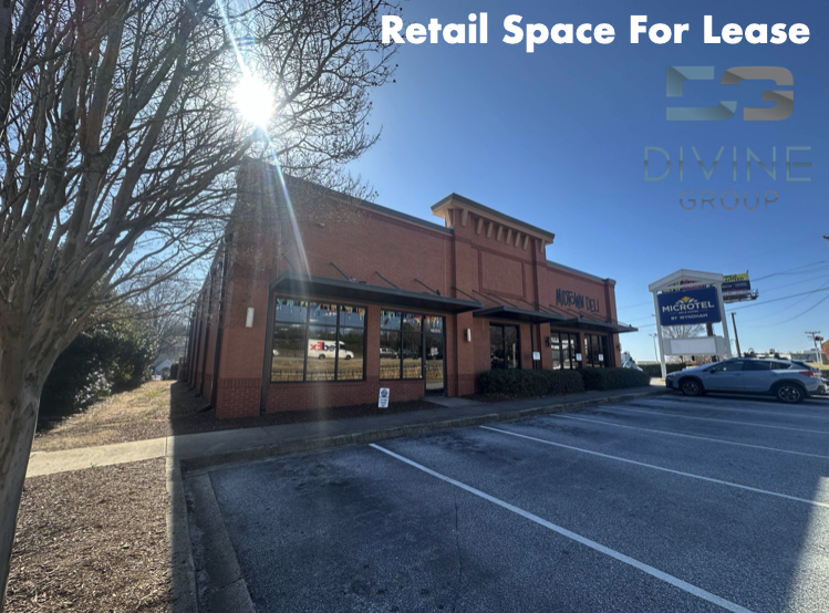 1022 Woodruff Rd, Greenville, SC à louer - Photo de l’immeuble – Image 1 sur 12
