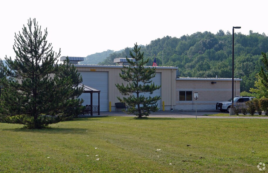 1426 Gloria Terrell Dr, Wilder, KY à vendre - Photo de l’immeuble – Image 2 sur 7