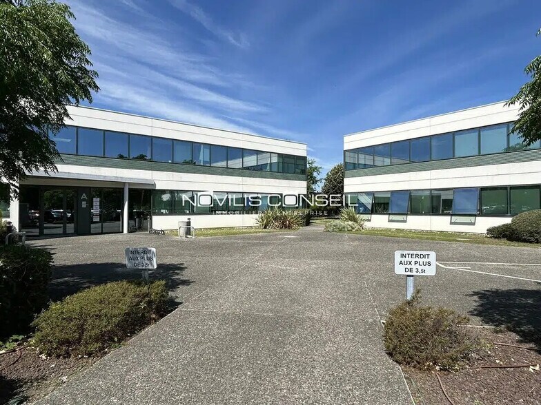Bureau dans Bruguières à louer - Photo de l’immeuble – Image 1 sur 8