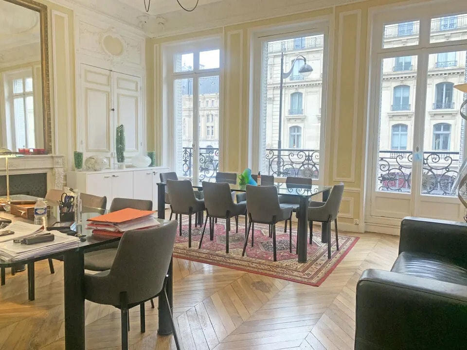 94 Rue Saint-Lazare, Paris à louer Photo de l’immeuble– Image 1 sur 27