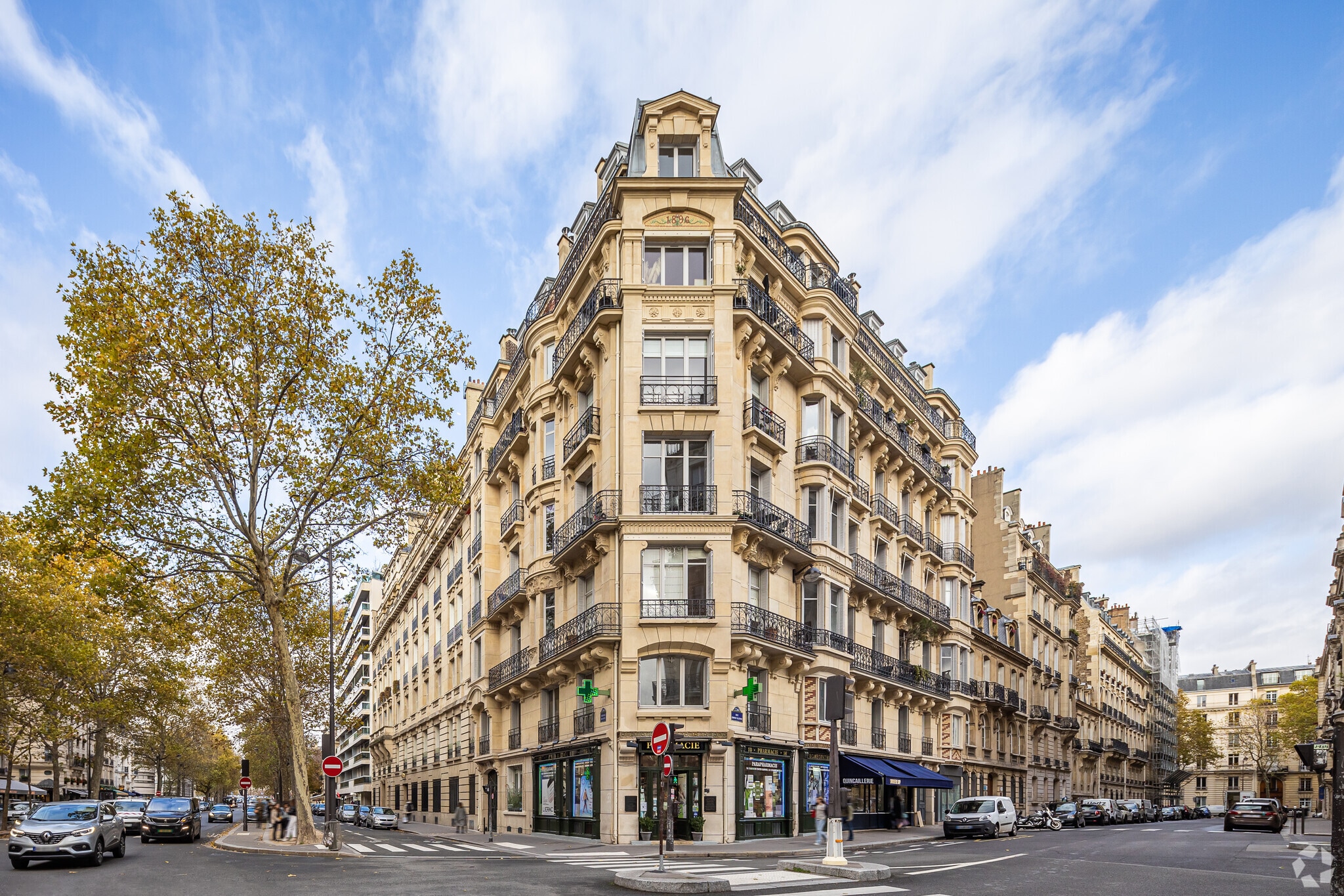 14 Rue Edmond Valentin, Paris à louer Photo principale– Image 1 sur 5