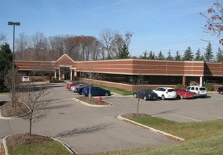 Plus de détails pour 41650 Gardenbrook Rd, Novi, MI - Bureau à louer