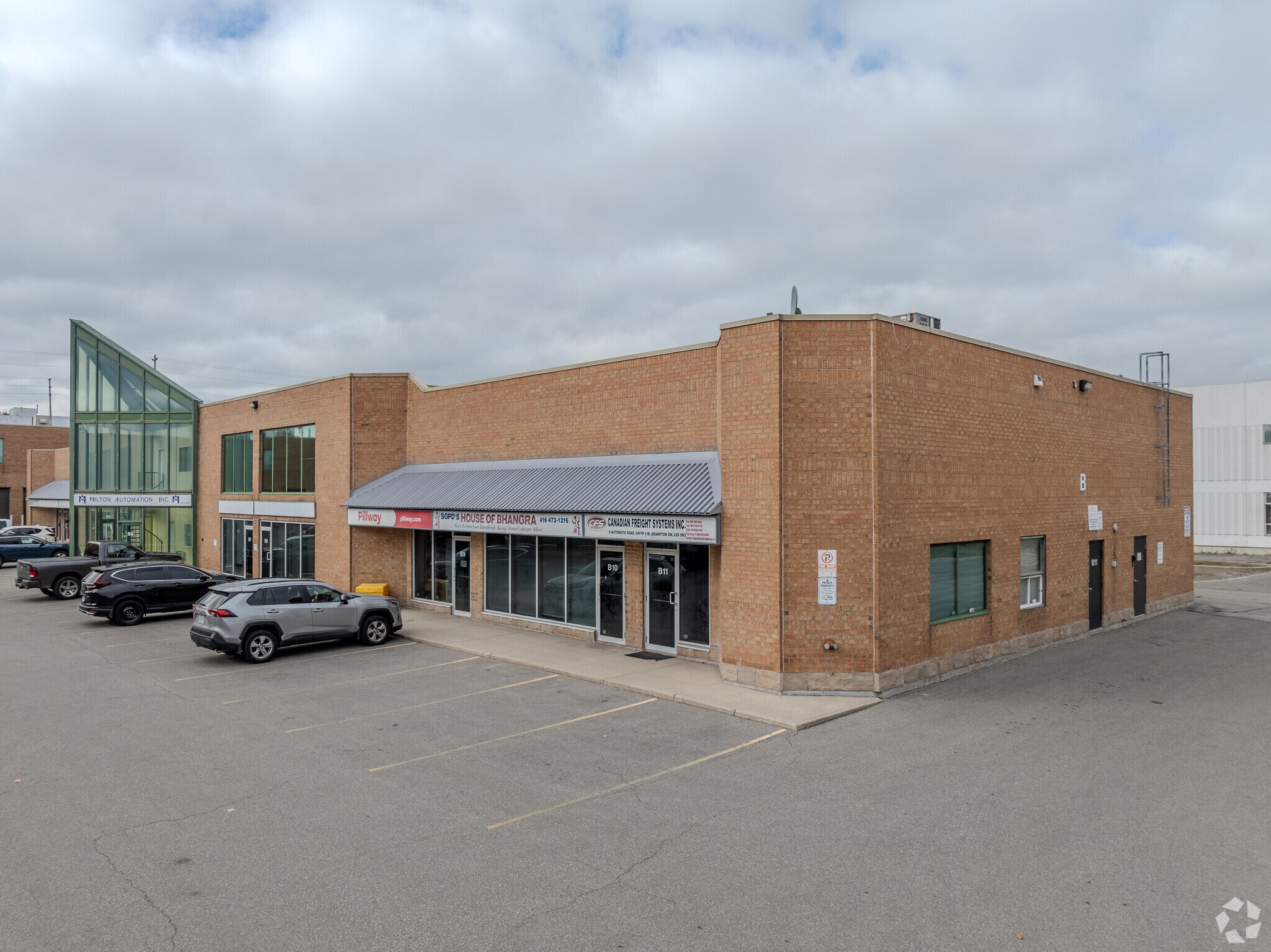 8 Automatic Rd, Brampton, ON à vendre Photo principale– Image 1 sur 4