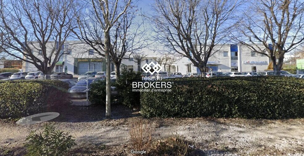 Local commercial dans Vitrolles à louer - Photo de l’immeuble – Image 3 sur 5