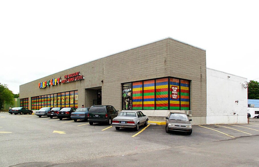 292 Boston Post Rd, Orange, CT à louer - Photo principale – Image 1 sur 2