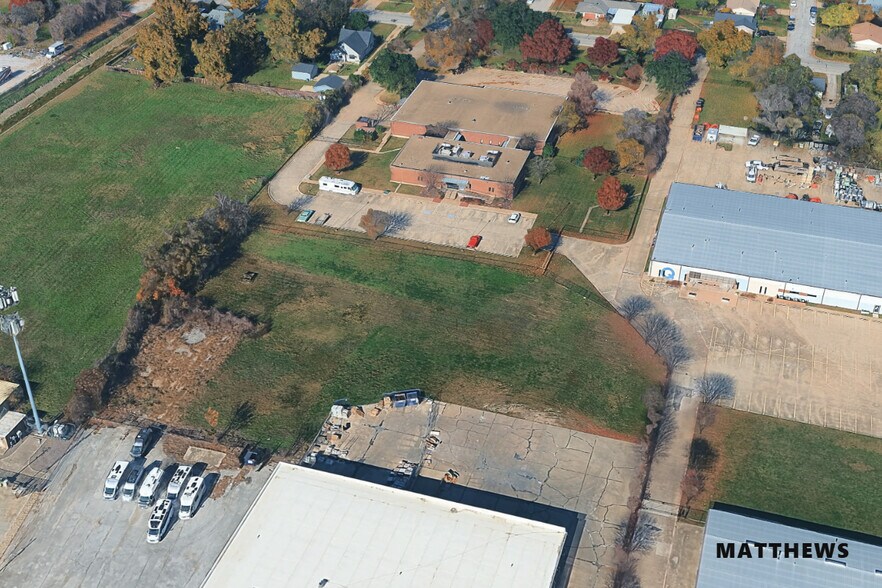 5500 Lower Birdville Rd, Haltom City, TX à vendre - Photo principale – Image 1 sur 2