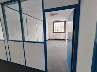 Plus de détails pour 12 Avenue De Scandinavie, Les Ulis - Bureau à louer