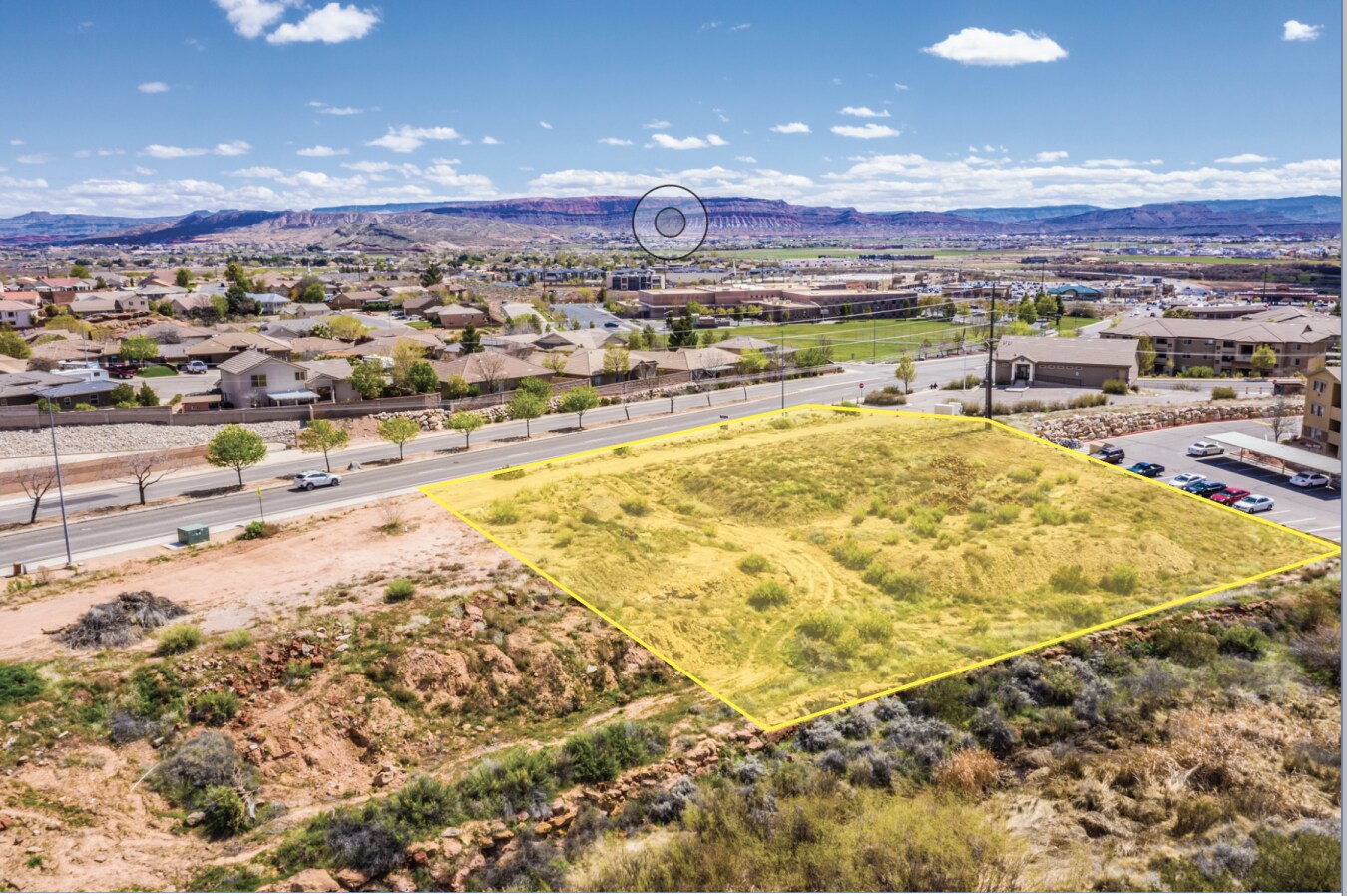 228 S Mall Dr, St George, UT à louer Aérien– Image 1 sur 3
