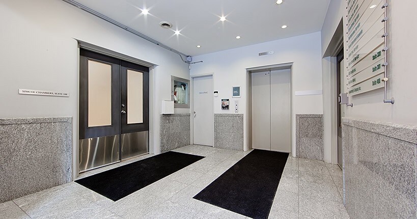116 Simcoe St, Toronto, ON à louer - Photo intérieure – Image 2 sur 6
