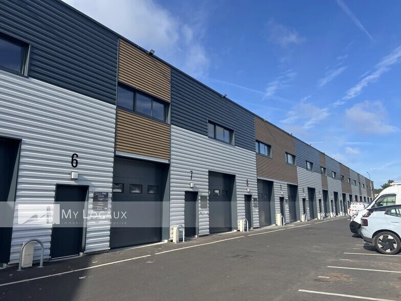 Local d’activités dans Épinay-sur-Seine à louer - Photo de l’immeuble – Image 1 sur 7