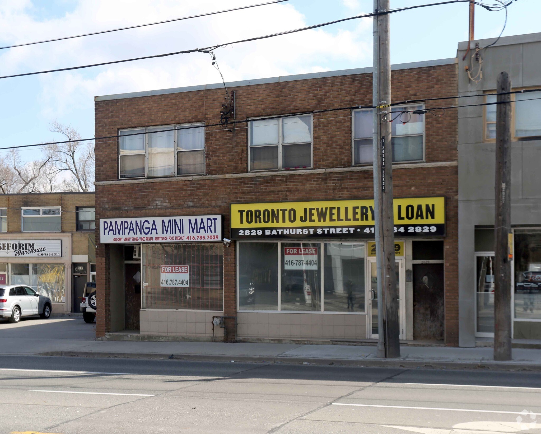 2829-2831 Bathurst St, Toronto, ON à louer Photo principale– Image 1 sur 3