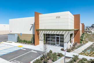 Plus de détails pour 37375 Industry Way, Murrieta, CA - Industriel/Logistique à louer