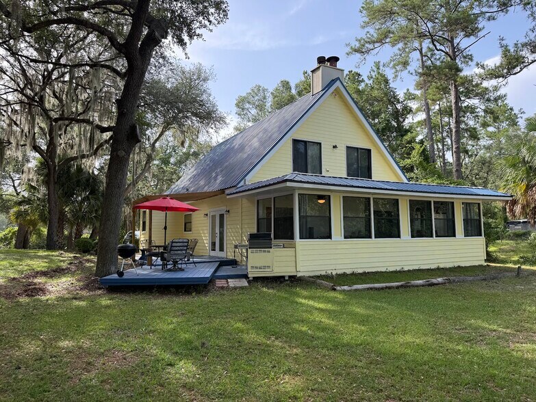 16397 5th St, Silver Springs, FL à vendre - Photo de l’immeuble – Image 1 sur 29