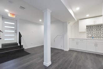 457 Rt-79, Morganville, NJ à louer Photo intérieure– Image 2 sur 9