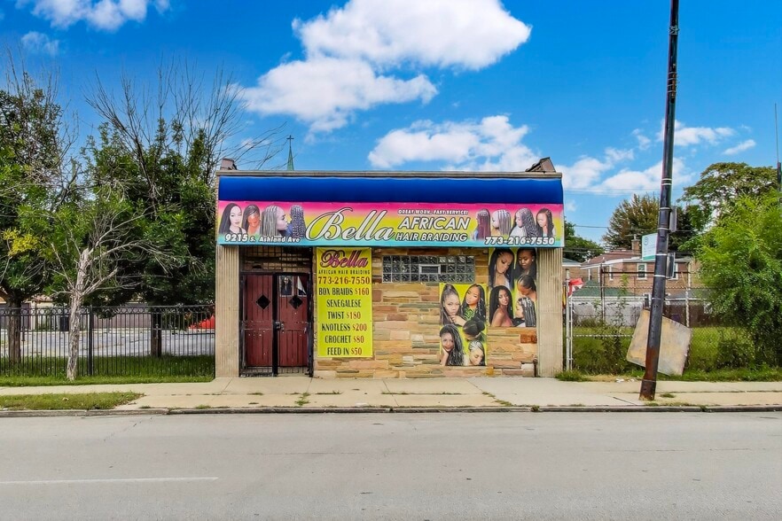 9215 S Ashland Ave, Chicago, IL à vendre - Photo principale – Image 2 sur 17
