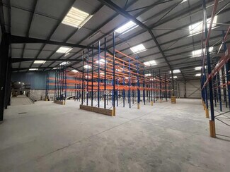 Plus de détails pour Local d'activités à louer