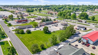 1111 W Morton Ave, Jacksonville, IL - Vue aérienne vue de carte - Image1