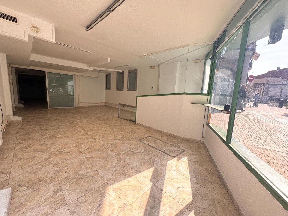 Sant Feliu de Llobregat, BAR 08980 - Lot 1 -  - Photo intérieure - Image 1 of 6