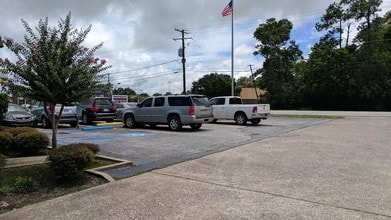 2580 N 11th St, Beaumont, TX à louer Photo de l’immeuble– Image 2 sur 14