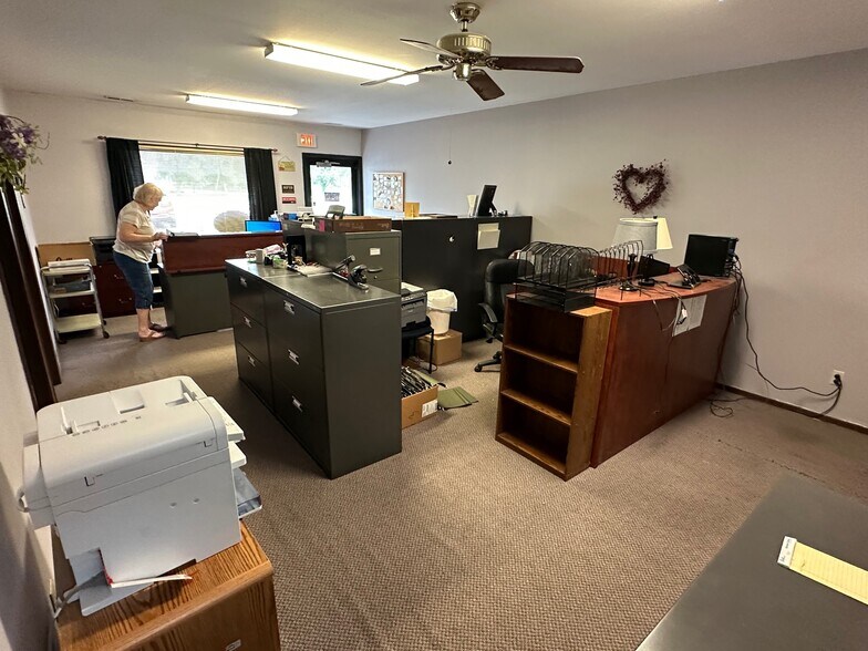 1000-1050 E Commercial Ave, Lowell, IN à louer - Photo intérieure – Image 3 sur 7