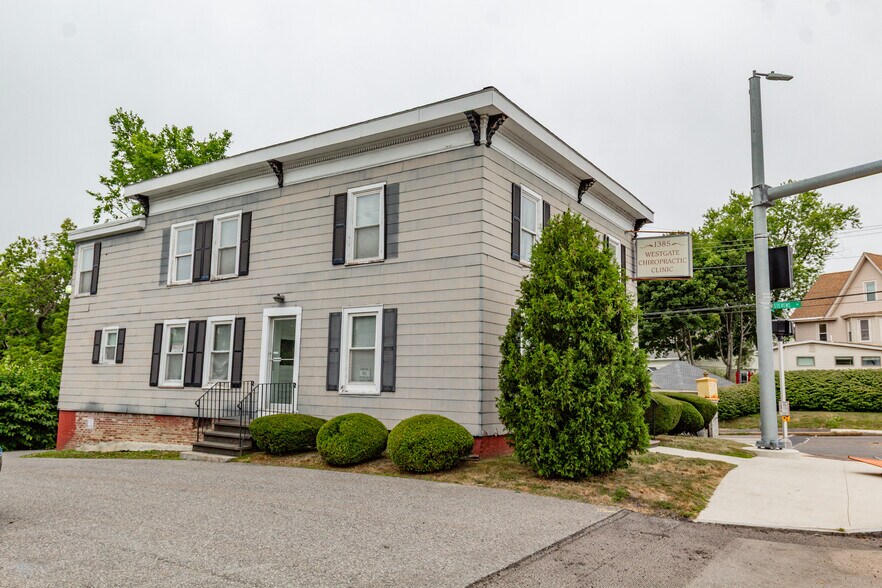 1385 Congress St, Portland, ME à vendre - Photo de l’immeuble – Image 2 sur 14