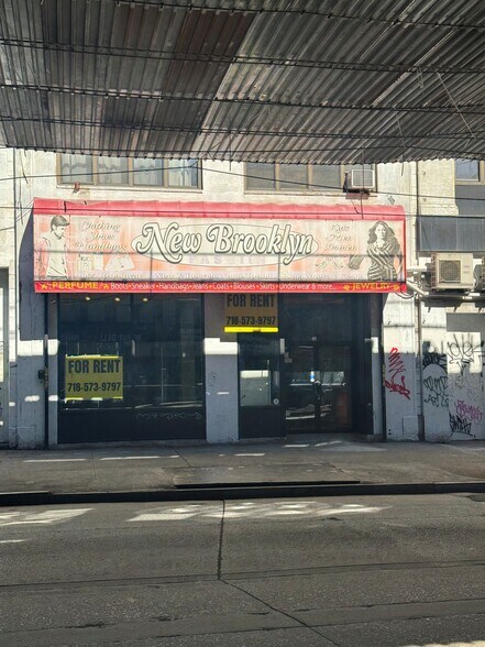 1065 Broadway, Brooklyn, NY à louer - Photo de l’immeuble – Image 3 sur 5