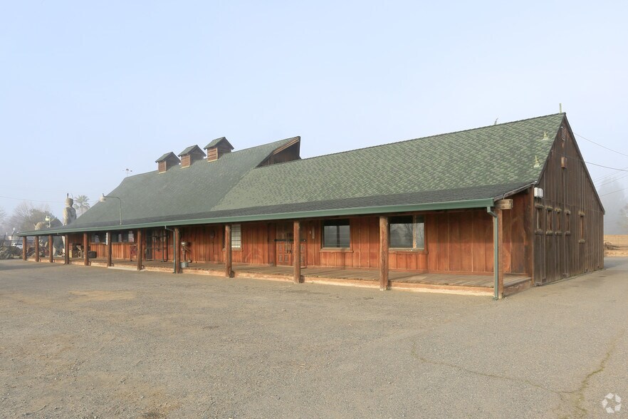 8900 Grant Line Rd, Elk Grove, CA à louer - Photo de l’immeuble – Image 2 sur 4