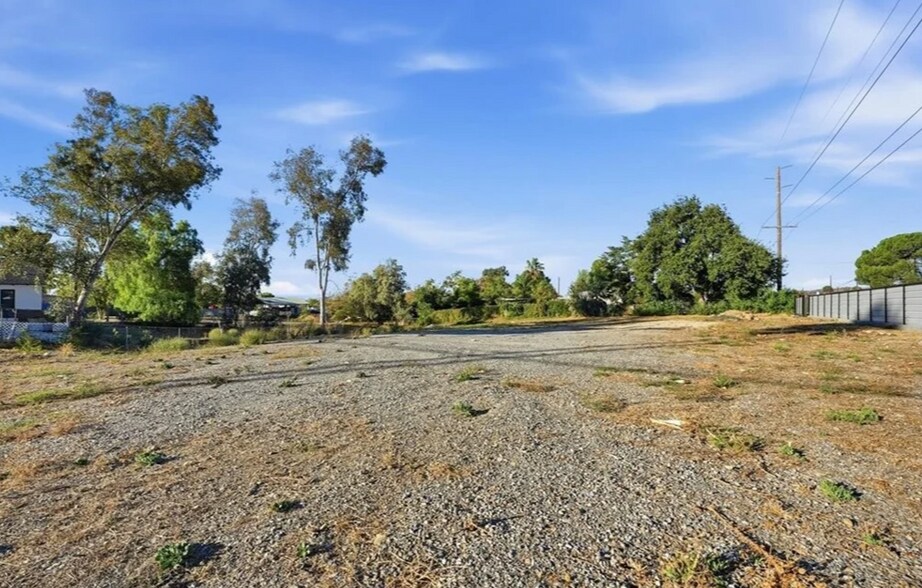 10007 Beaumont Ave, Beaumont, CA à vendre - Photo de l’immeuble – Image 3 sur 10