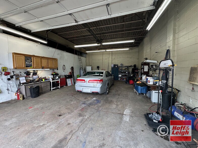 1532 E Market St, Akron, OH à vendre - Photo de l’immeuble – Image 2 sur 3