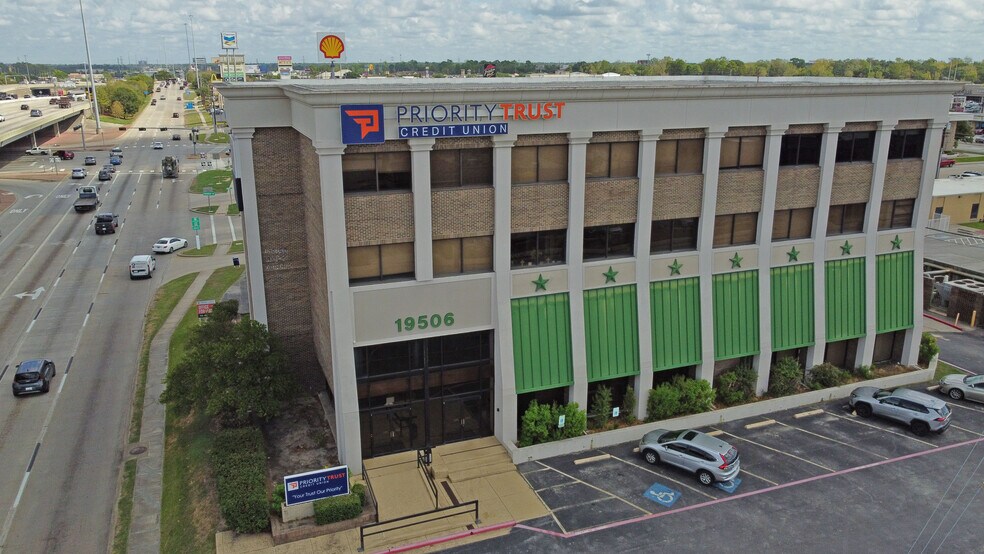 19506 N US 59 Hwy, Humble, TX à louer - Photo principale – Image 1 sur 45