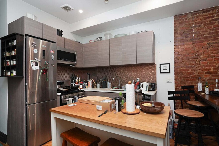 1100 Jefferson Ave, Brooklyn, NY à vendre - Photo de l’immeuble – Image 2 sur 10