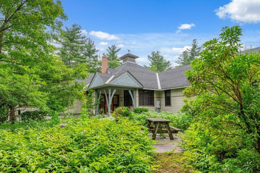 457 Route 123, Sharon, NH à louer - Photo de l’immeuble – Image 3 sur 27