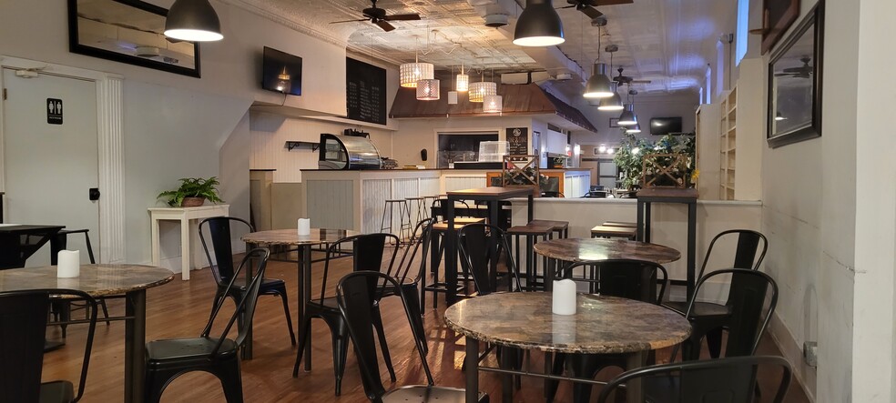 14 E Patrick St, Frederick, MD à louer - Photo principale – Image 1 sur 6