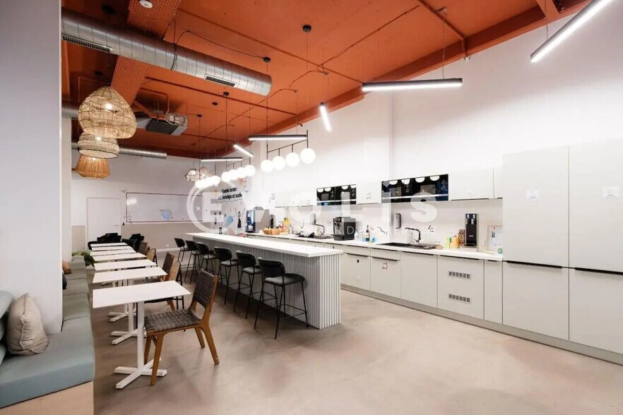 Bureau dans Paris à louer - Photo intérieure – Image 2 sur 5