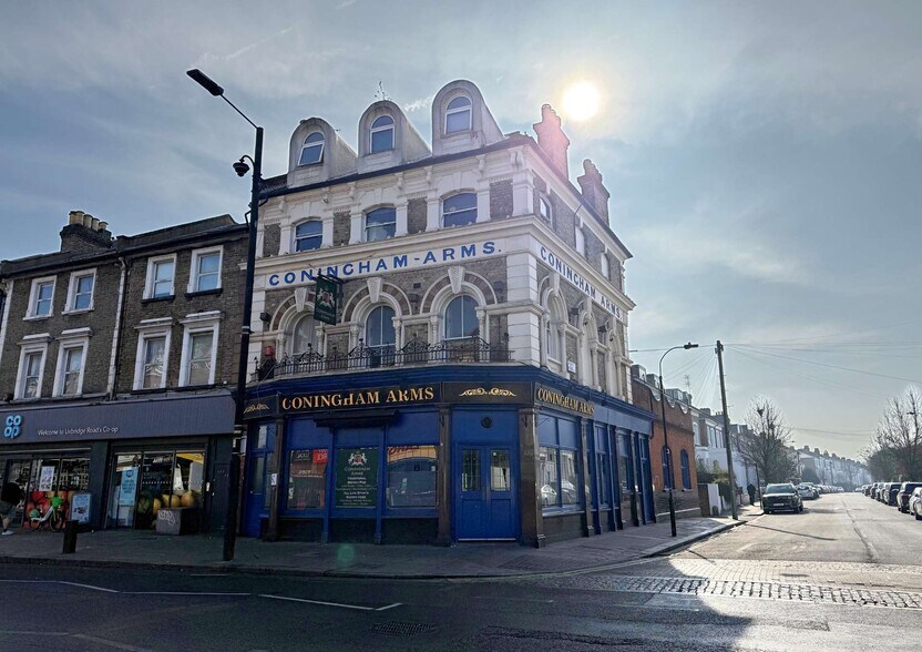 191 Uxbridge Rd, Londres à vendre - Photo de l’immeuble – Image 2 sur 7